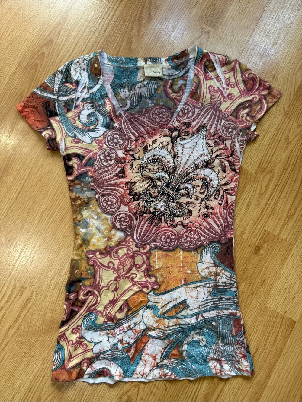 Daytrip Y2K Fleur de Lis Rhinestone Graphic Top S Made USA